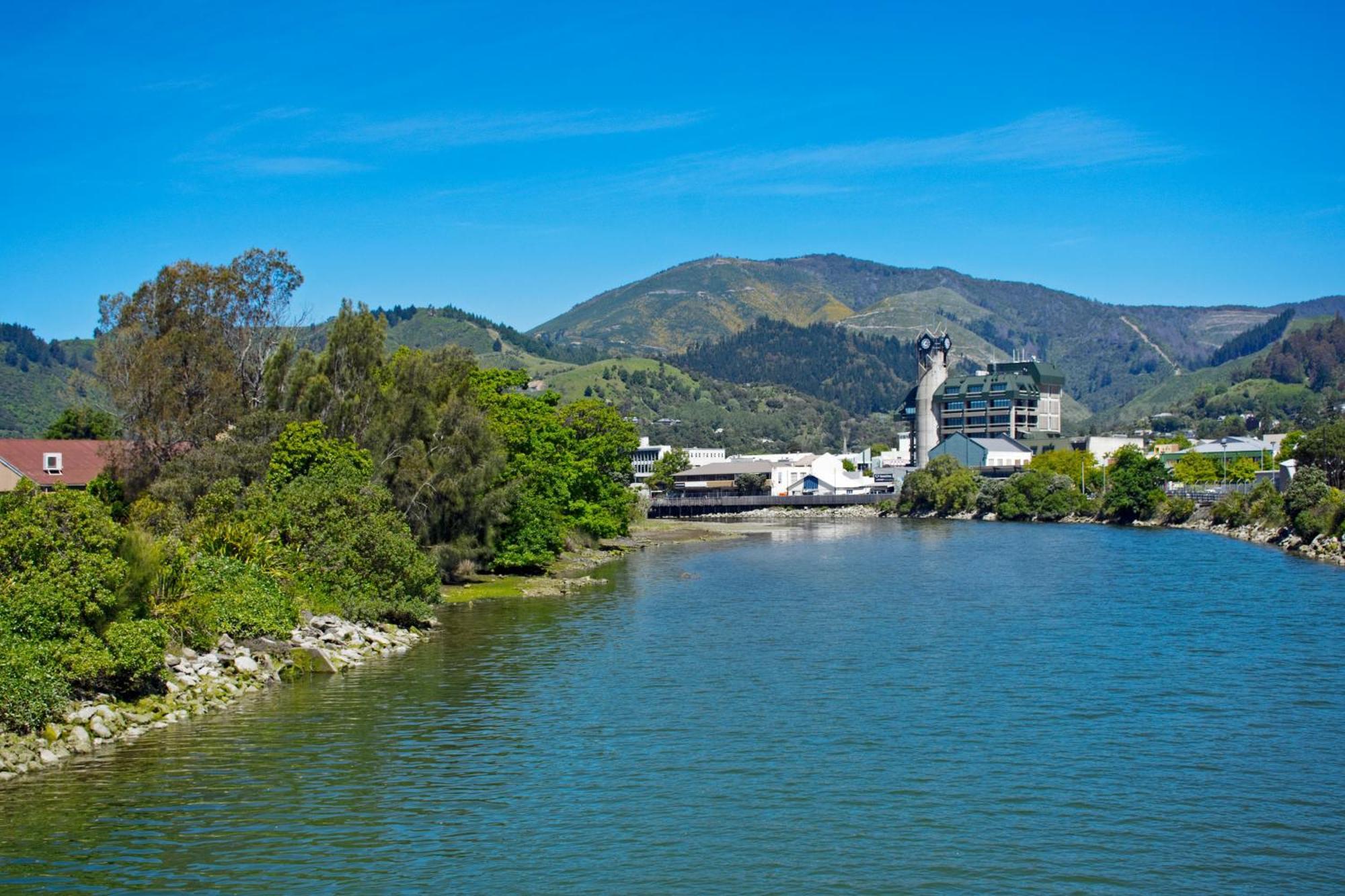 Casa Bella - Nelson Holiday Home ภายนอก รูปภาพ